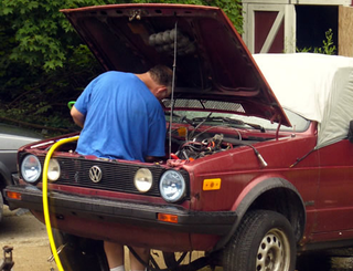 Illustration for article titled The under-$2000 project car. Find one!
